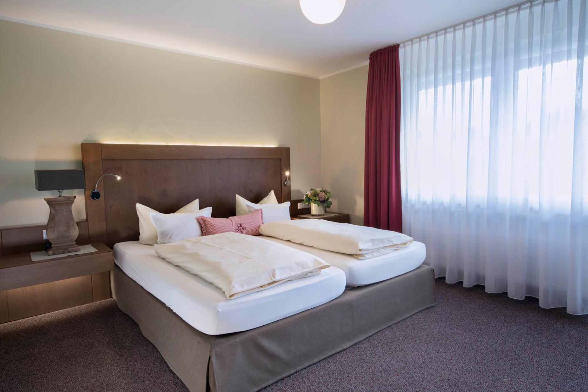 Western Brunnenhof 3*